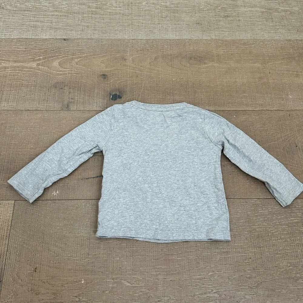 Baby Boden Gray Long Sleeve Tee with snowman Design
